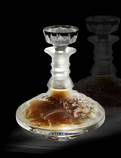 64-ročná Macallan Single Malt Scotch Whiskey